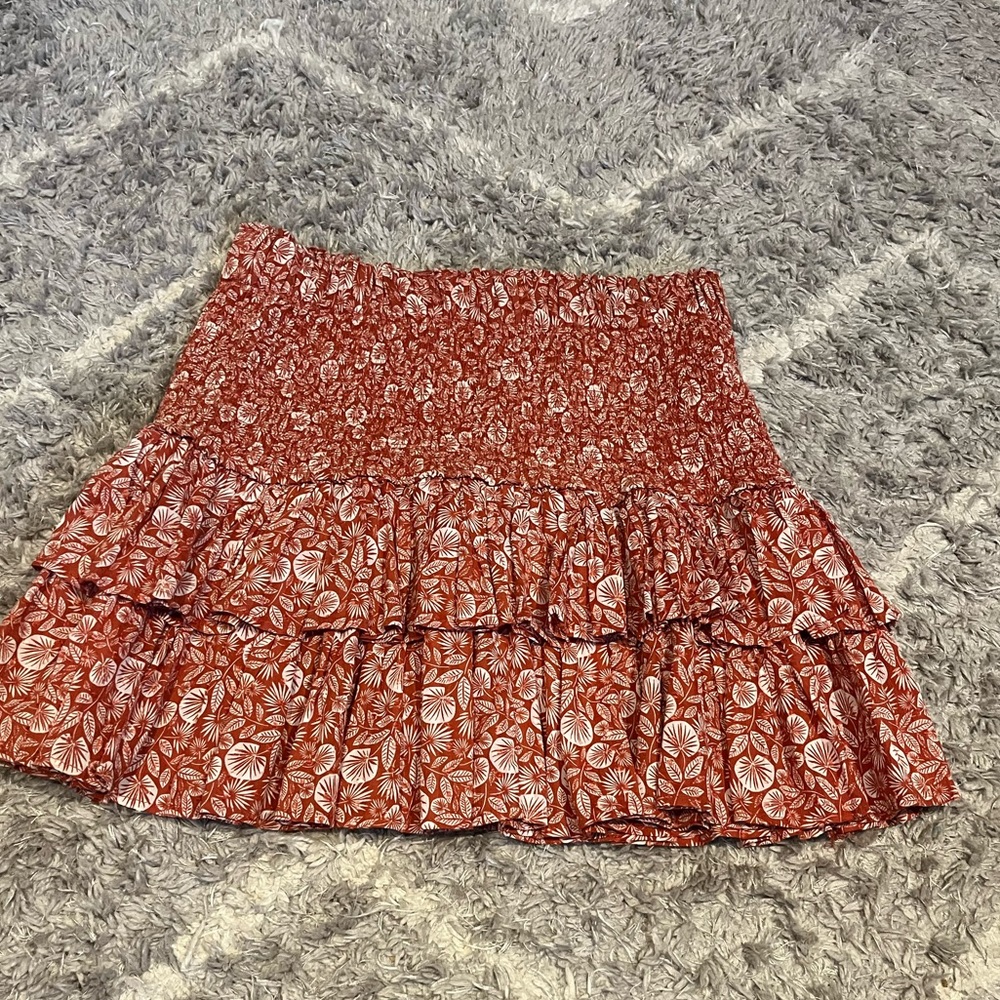 Women's LOFT skirt - Never worn EXCELLENT shape Size Medium